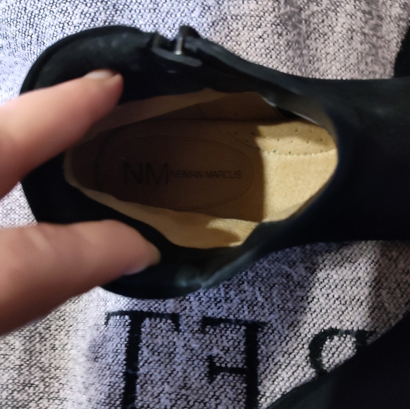 Neiman marcus - Picture 12 of 13